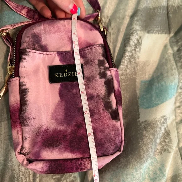 Kedzie Crosstown Crossbody Purse - Picture 5 of 6